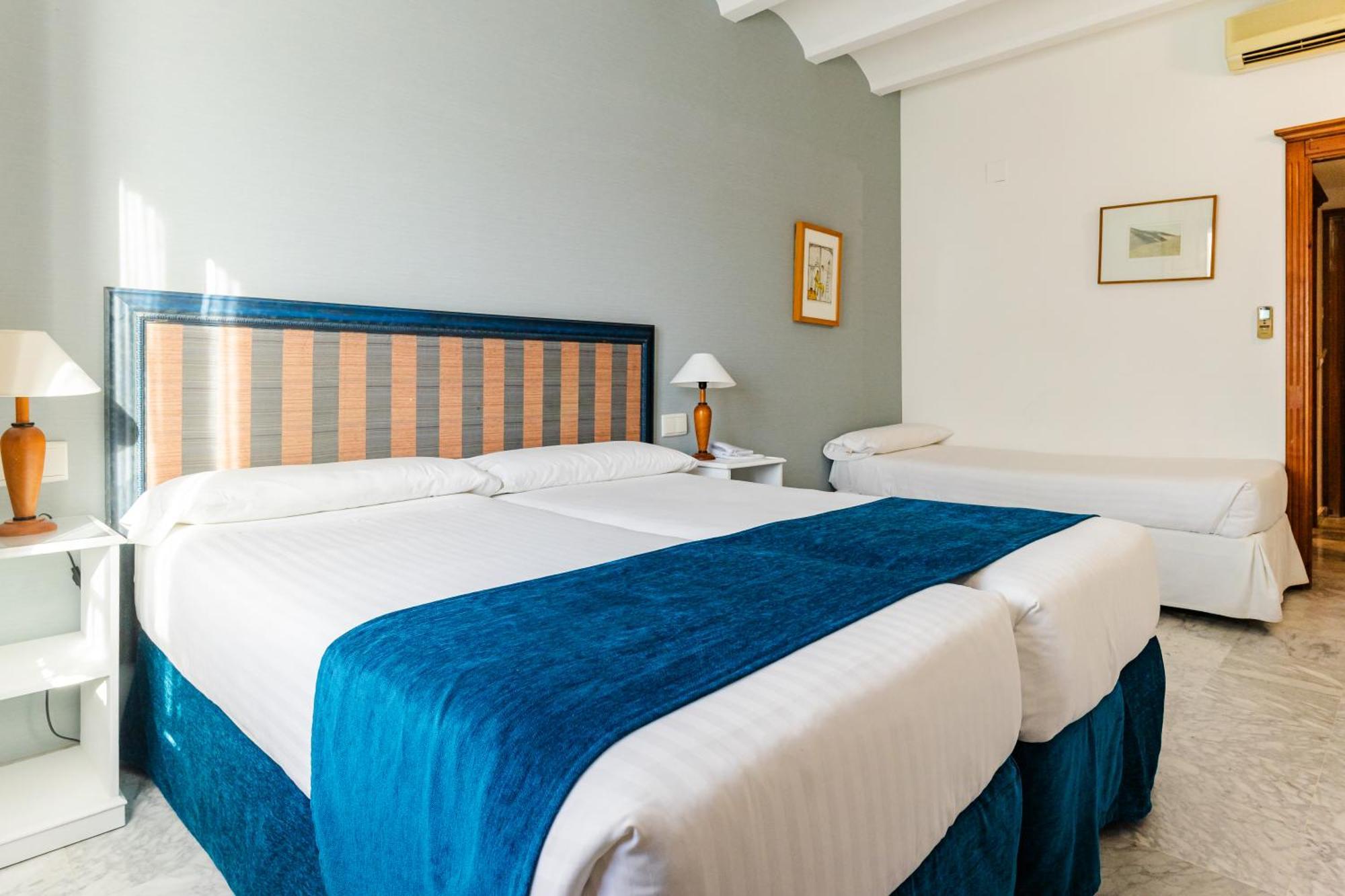 Ad Hoc Parque Hotel Bétera Kültér fotó