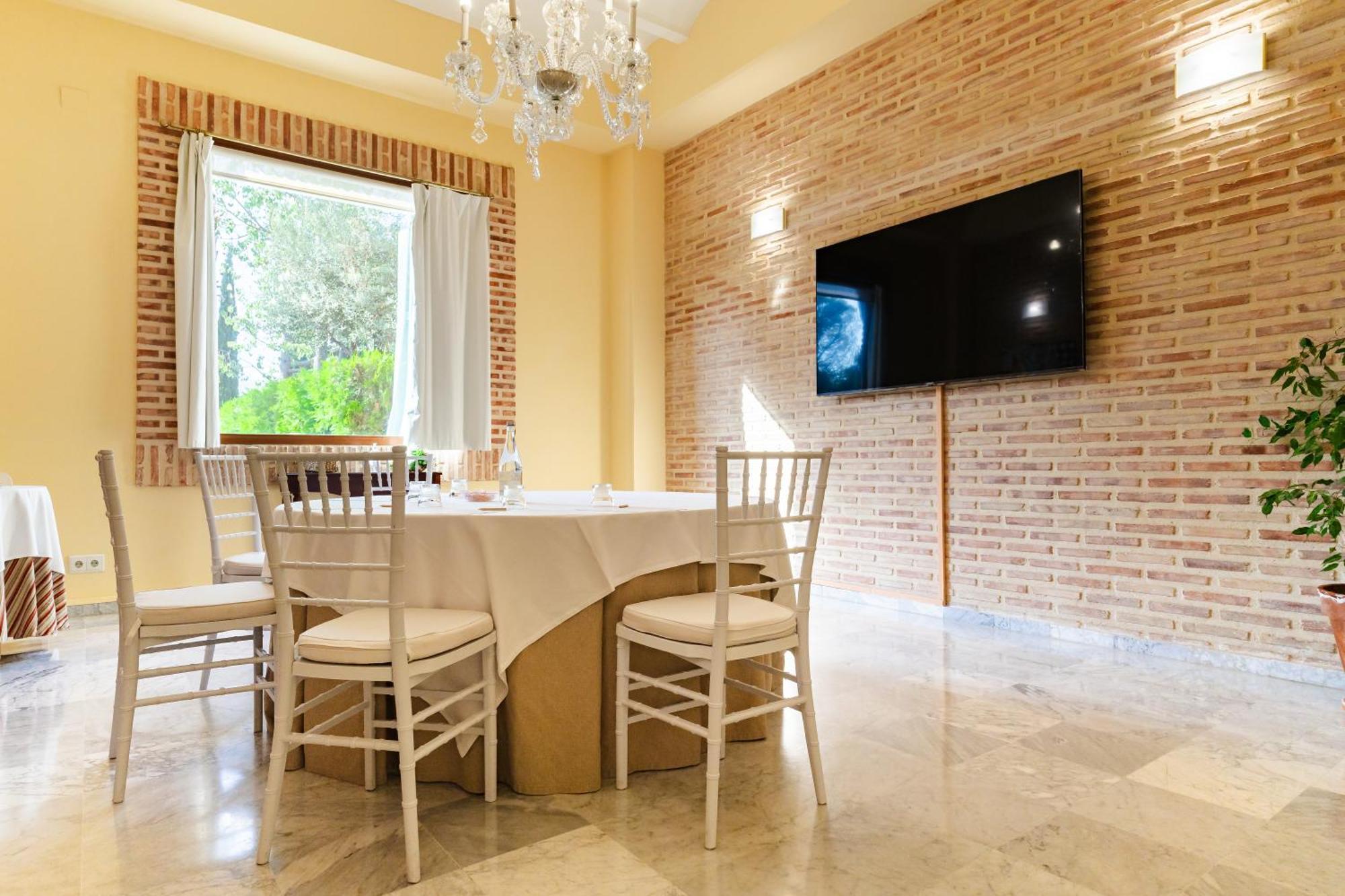 Ad Hoc Parque Hotel Bétera Kültér fotó