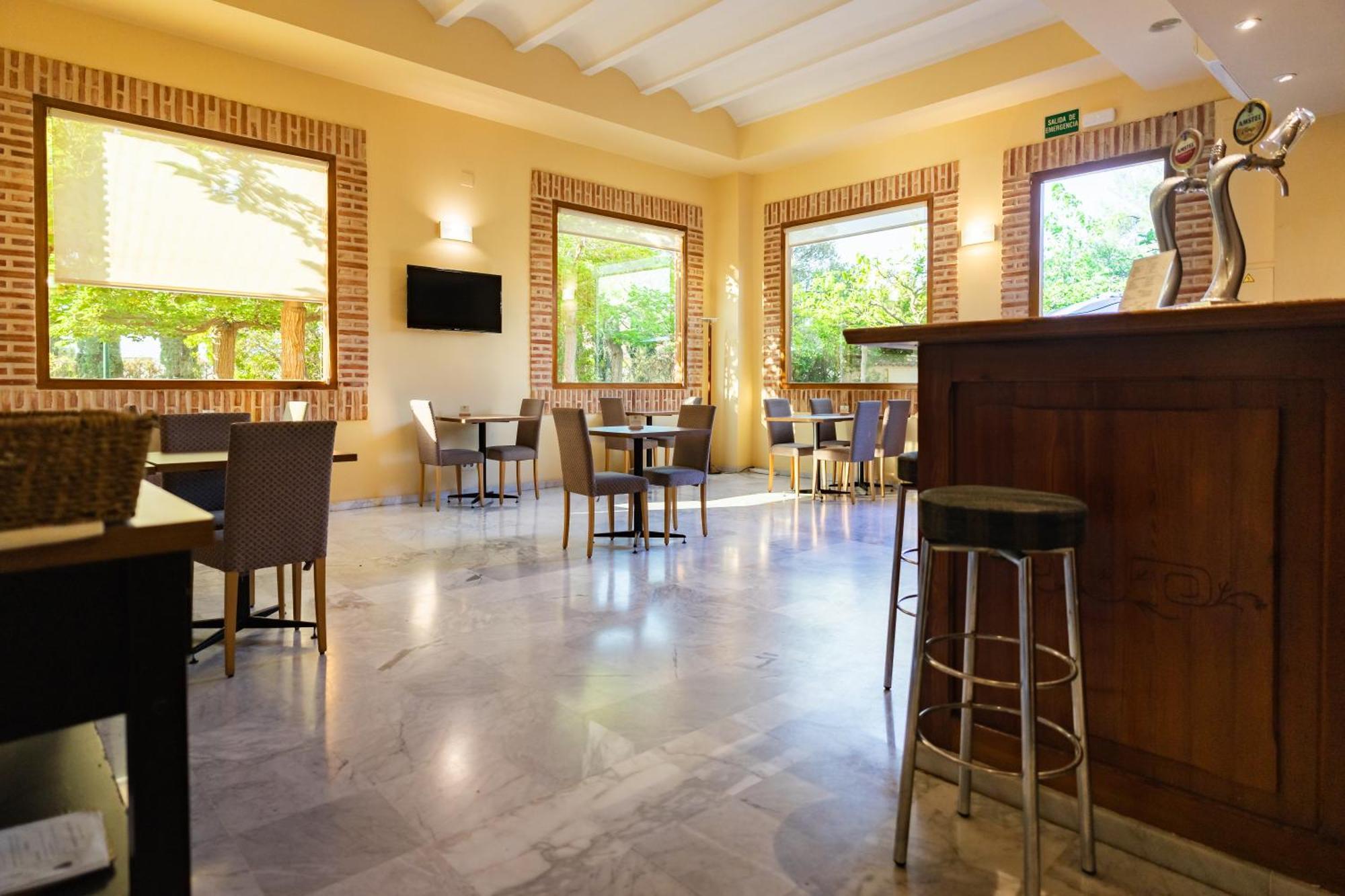 Ad Hoc Parque Hotel Bétera Kültér fotó