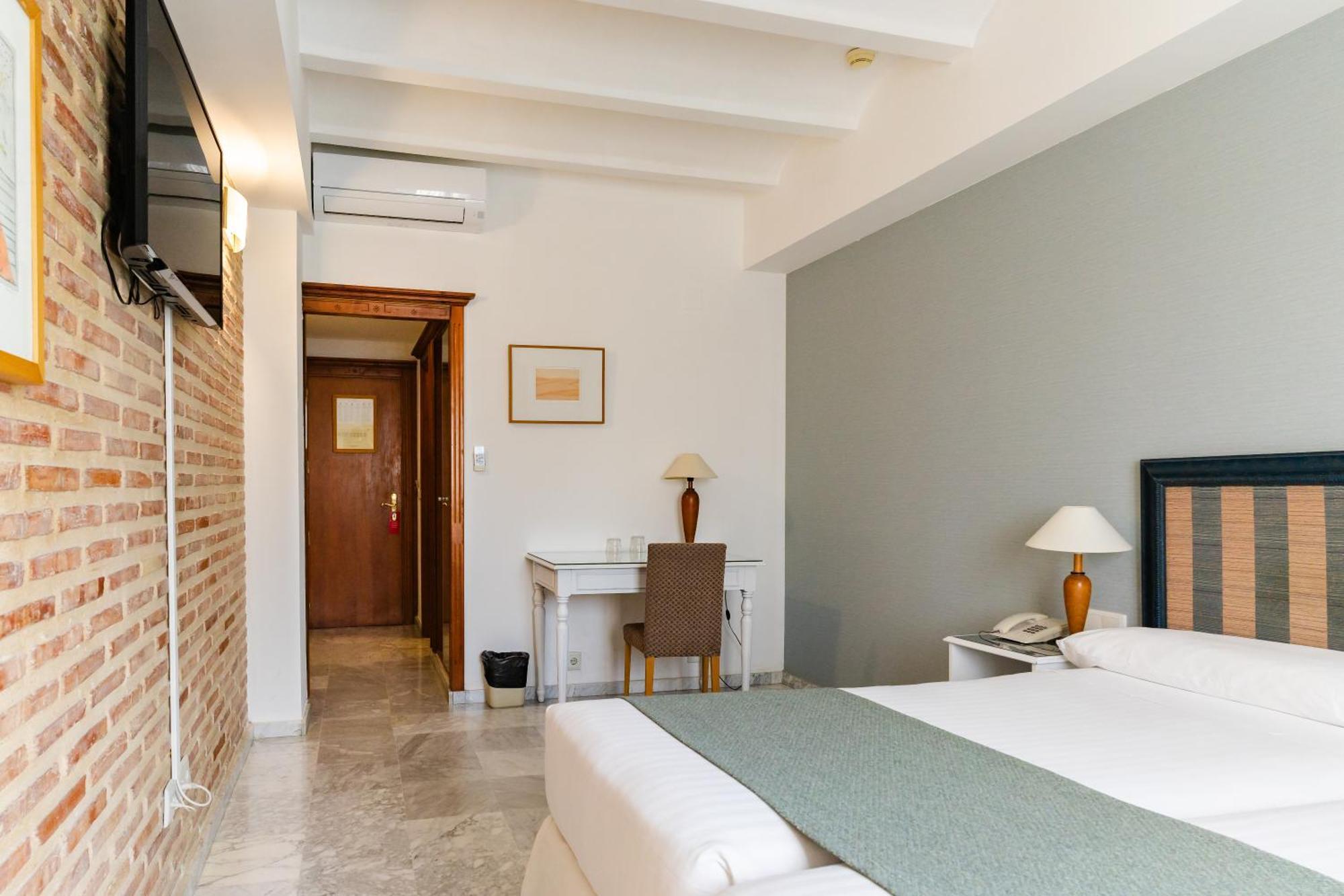 Ad Hoc Parque Hotel Bétera Kültér fotó