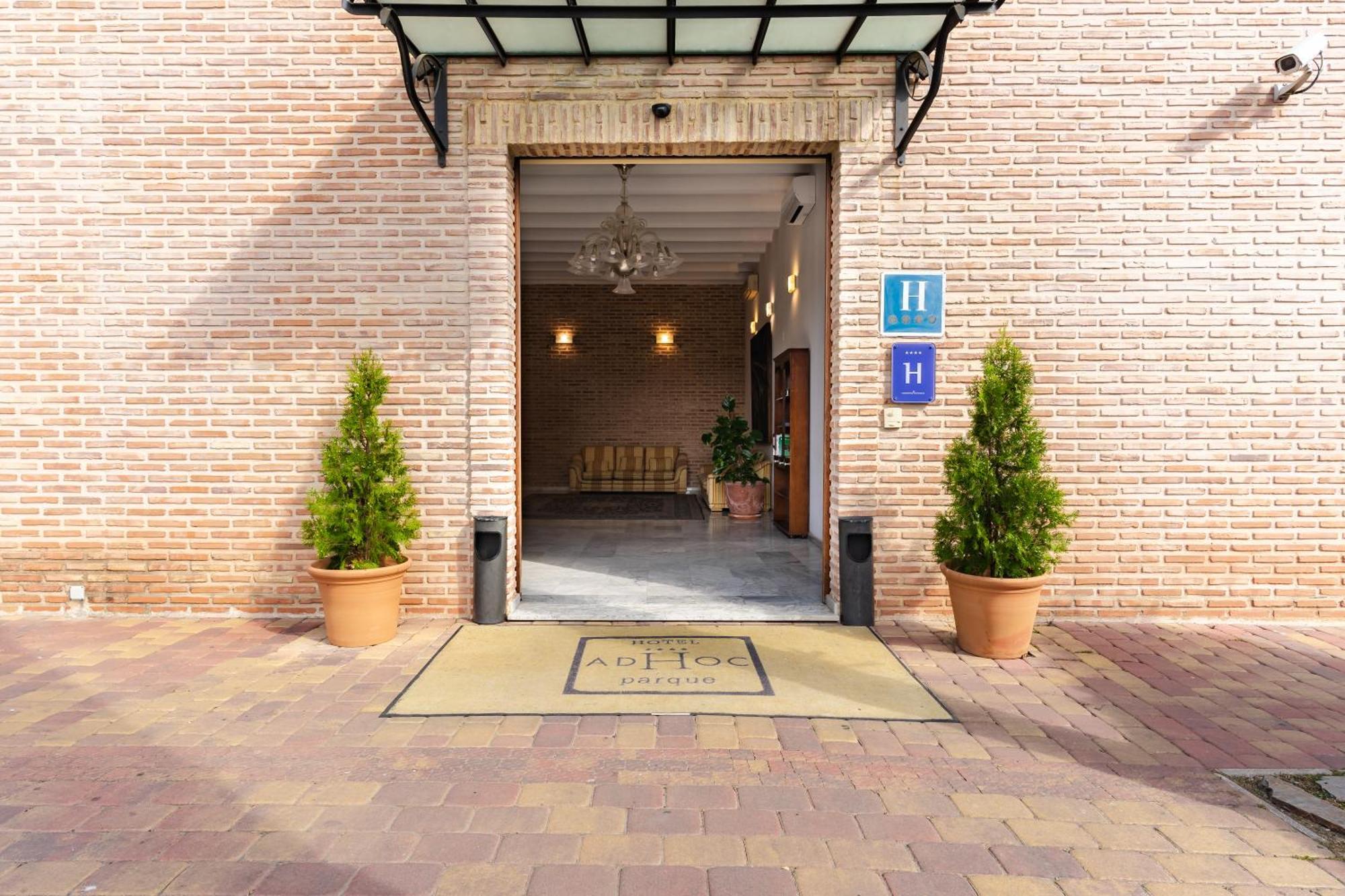 Ad Hoc Parque Hotel Bétera Kültér fotó